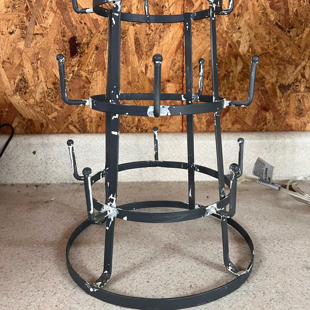Mug holder